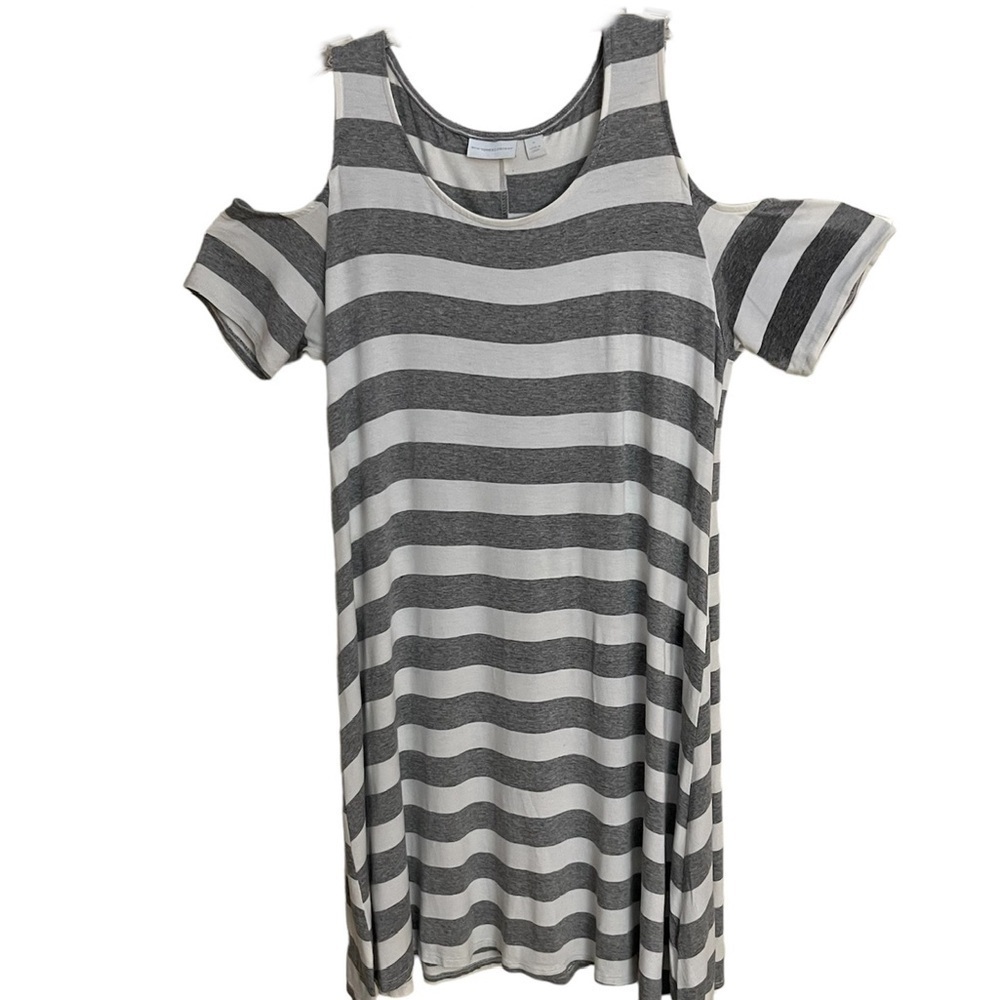 New York and Company T Shirt Dress Medium